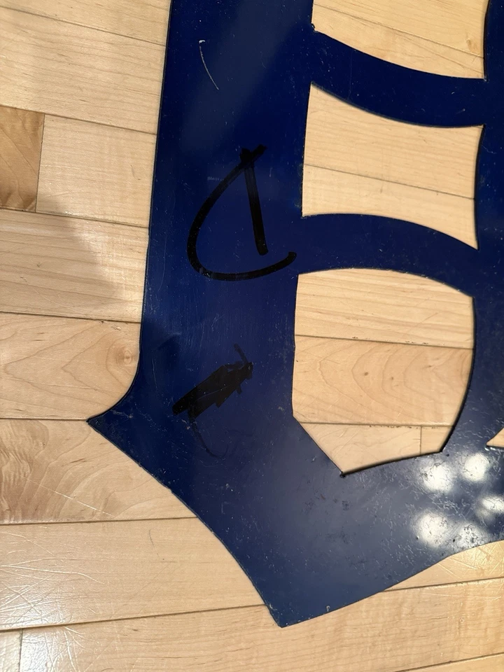 💙RARE Detroit Tigers HUGE 28" Metal Heavy Old English D Logo Sign MLB Baseball - Image 4 of 4