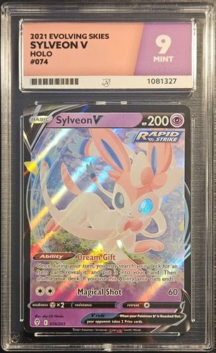 Ace 9 Sylveon V 074/203 Evolving Skies English Holo