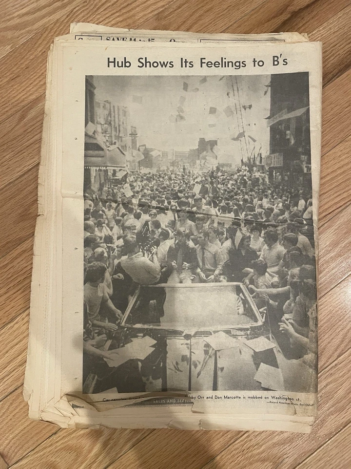 Vintage 1970 Bruins Memorabilia Newspaper Orrs Goal, Greatest Hockey Photo Ever! - Image 3 of 4