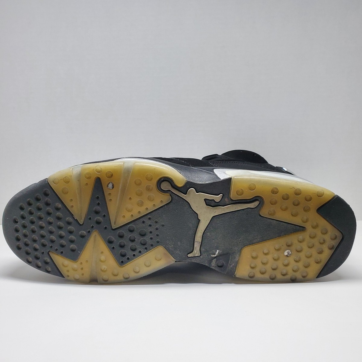 Air Jordan 6 シルバー 箱付き Nike Air Jordan 6 Retro “Metallic Silver”が国内11月23日に