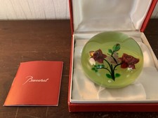 Boule presse papier rose et