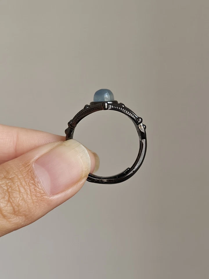 Aquamarine Gothic style Adjustable Silver Plated Ring - Image 3 of 4