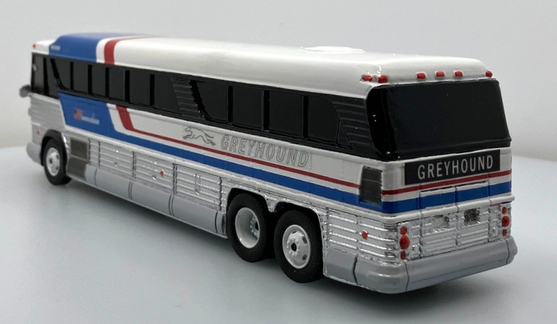 MCI MC-8 Coach: Greyhound AmeriCruiser 1:43 Hand-Built Scale