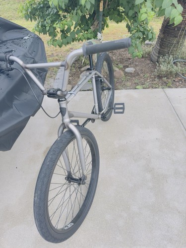 Subrosa Malum DTT 26" Bike In awesome Condition. - Picture 7 of 12