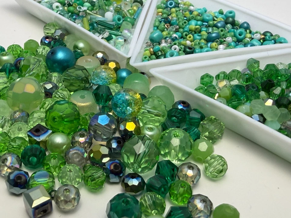★Weihnachten Basteln Set★  Glasperlen MIX 8mm rot grün gold weiß rund Perlen DIY - Bild 2 von 4
