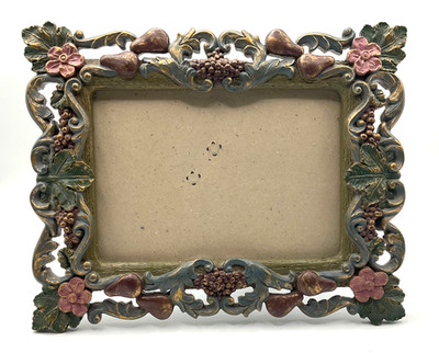 Vintage Handpainted Grapevine Design Picture Frame Resin 6  x 4  Picture