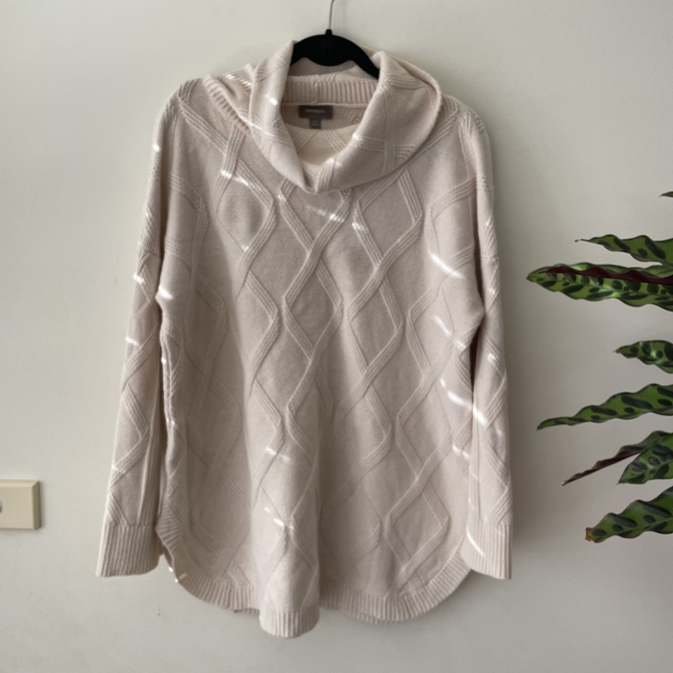 Sussan S/M Knit Jumper Rounded Hem Thick Knit Turtleneck Cable knit