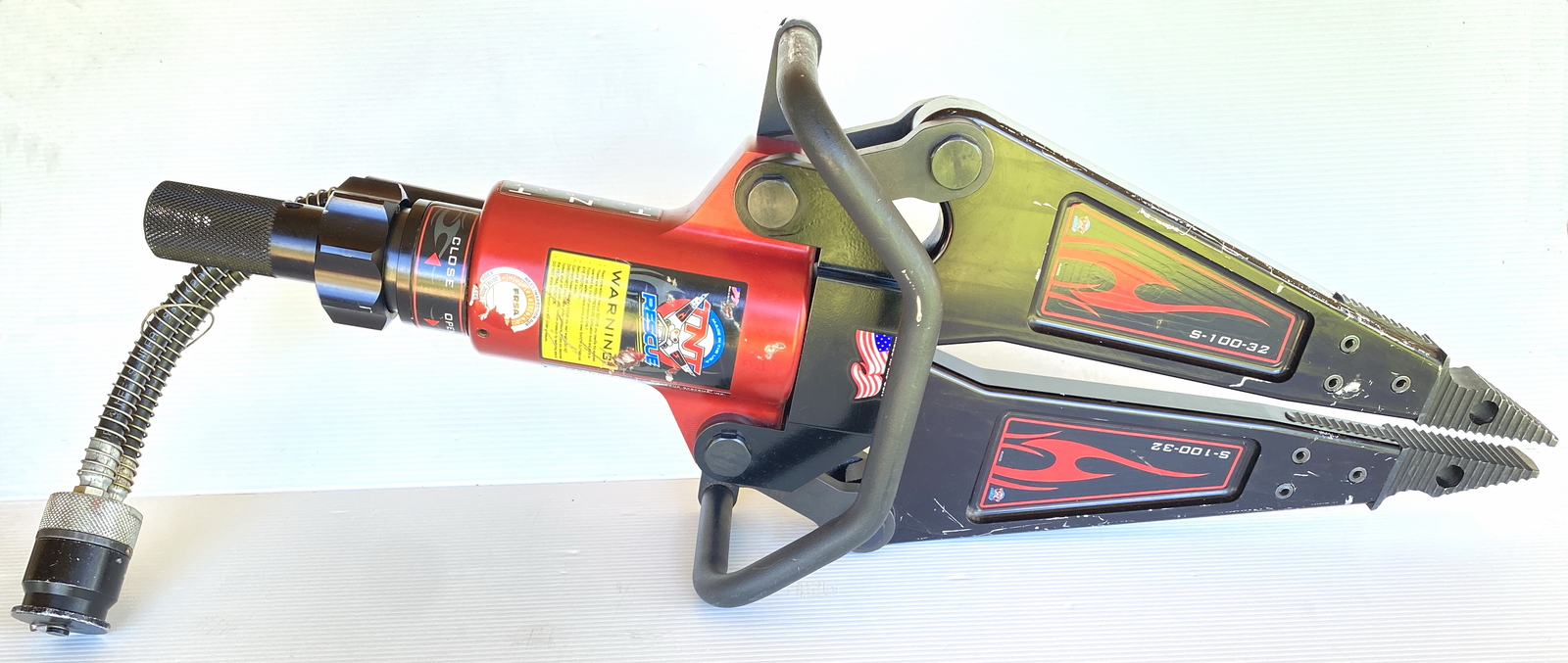 TNT Rescue S-100-32 Jaws of Life Hydraulic Spreader - 10.2ton Force