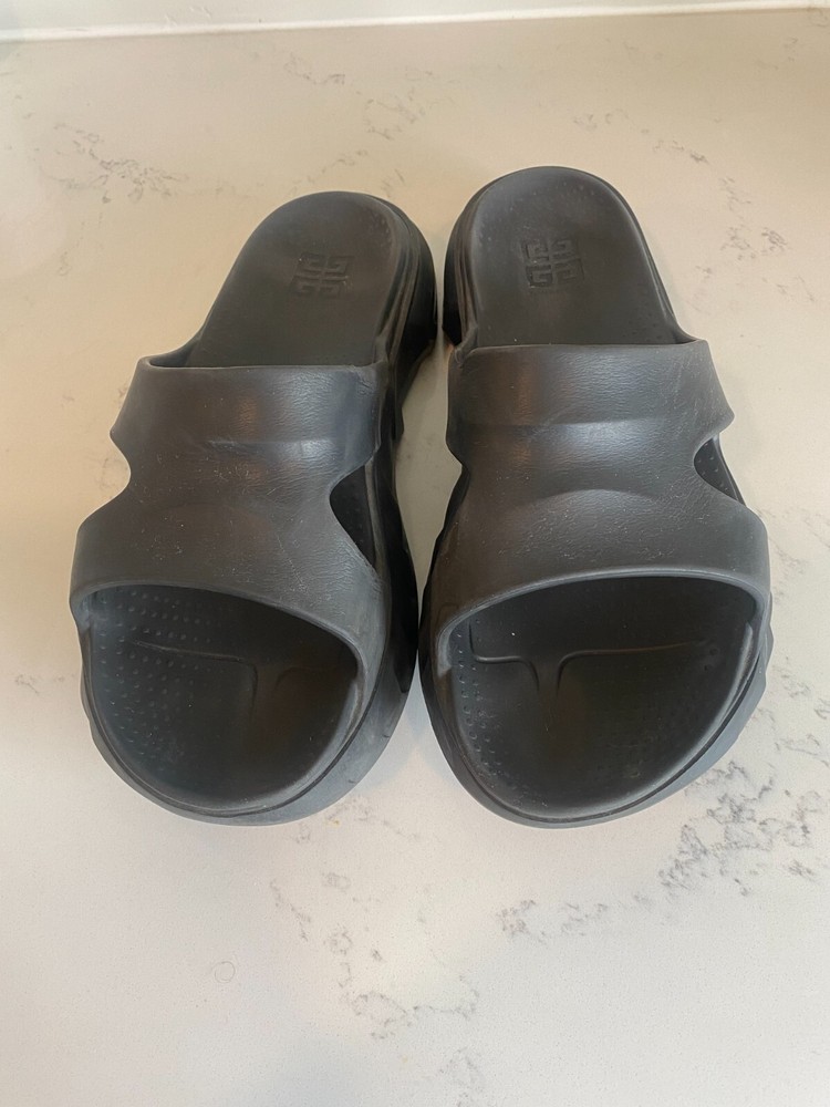 Givenchy Men Marshmallow Sandals US11 EU44