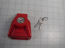 Jendyk 450X99 Red Aluminum Gladhand Lock with Keys NEW