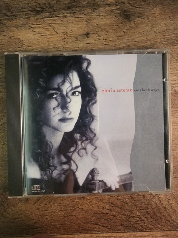 Gloria Estefan Cuts Both Ways CD Like New