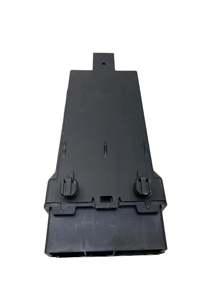 2020-2021 BMW 740i G12 OEM FRONT RIGHT OR LEFT HEATED/COOLED SEAT CONTROL MODULE Foto 4 de 4