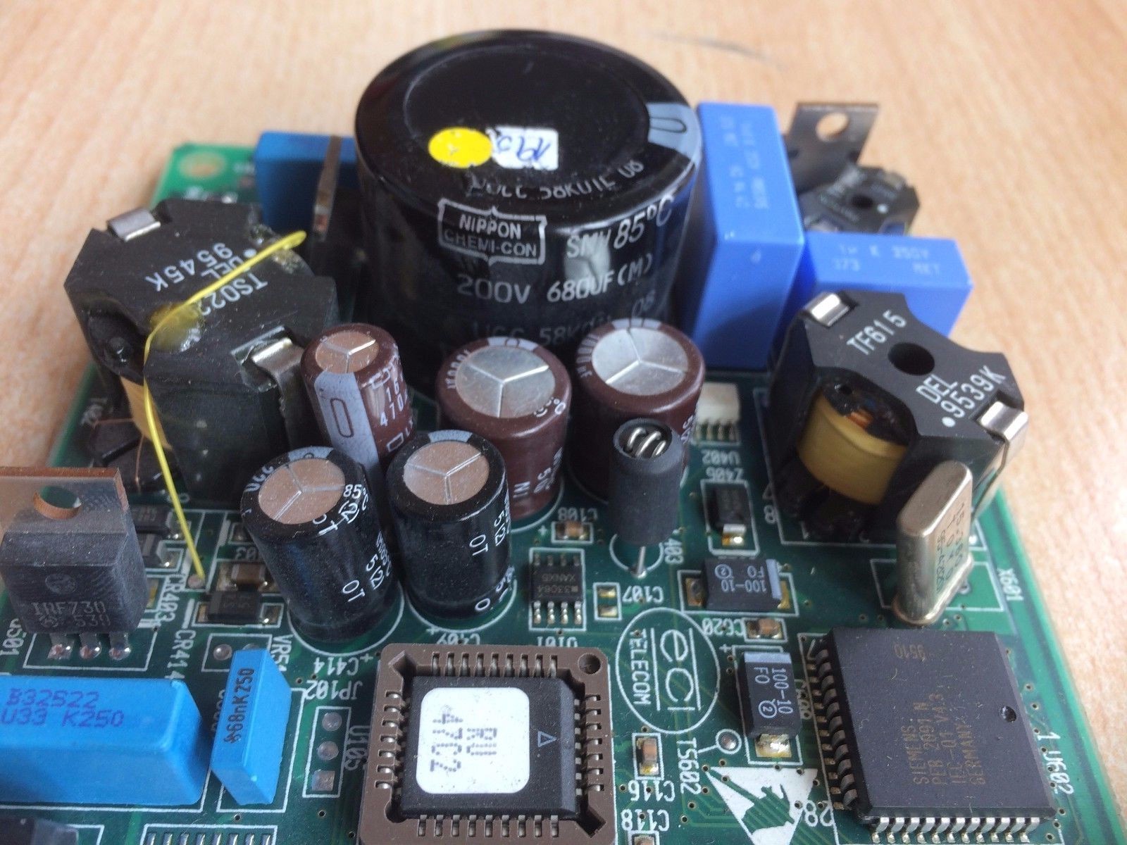 2x Surplus electronic PCB from co Great for ham radio salvage