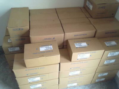 1PC YASKAWA SGMGV-1ED3A6C SGMGV1ED3A6C Servo Motors New Expedited Shipping