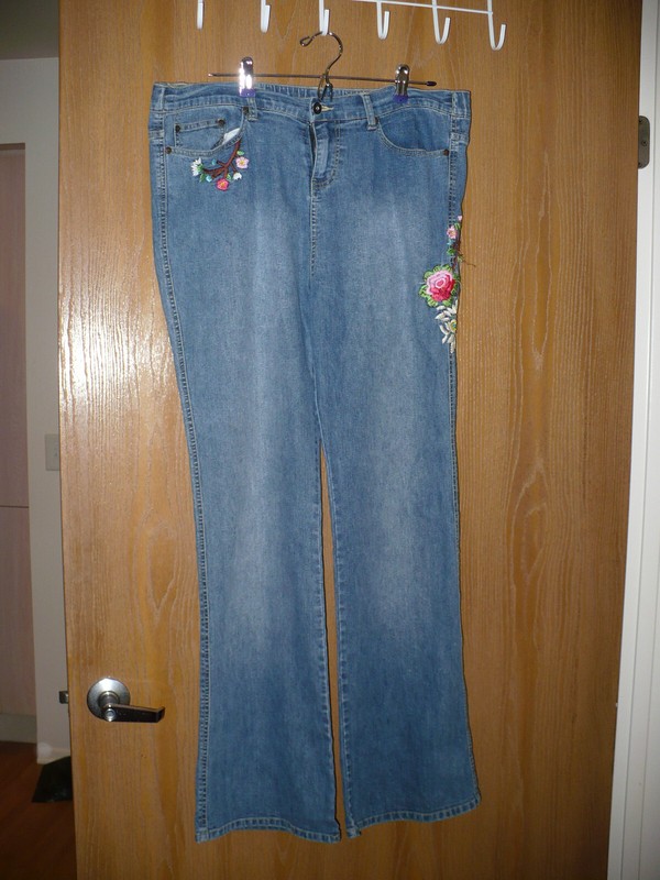 Ladies' Vintage Jeans Embroidered   Size L  