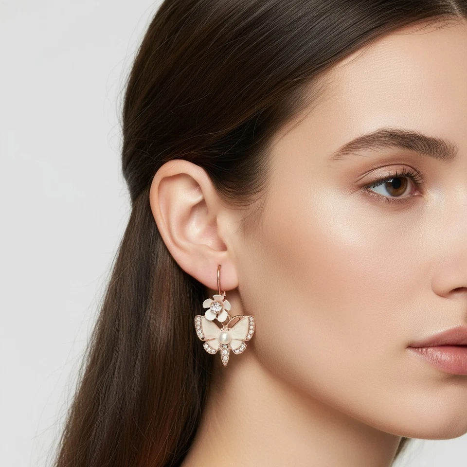 Pendientes colgantes Betsey Johnson oro rosa mariposa regalo perfecto para ella Foto 3 de 4