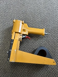 Bostitch SWC Air Driven Roll Stapler 5/8" - 3/4" Coil Box Leg Length 15-18MM