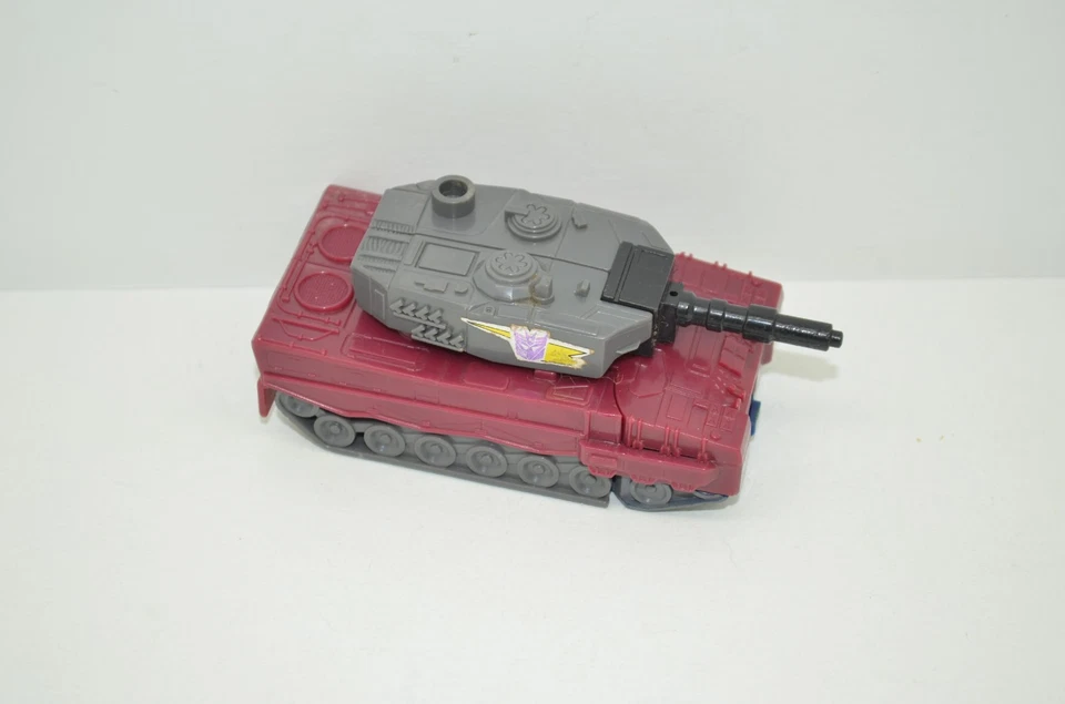 Vintage G1 Transformers QUAKE (Targetmasters) Action Figure 1987 Takara Tomy - Image 2 of 3