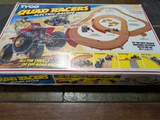 HTF 1987 Tyco Yamaha Banshee Quad Racers HO Slot Car Race Set