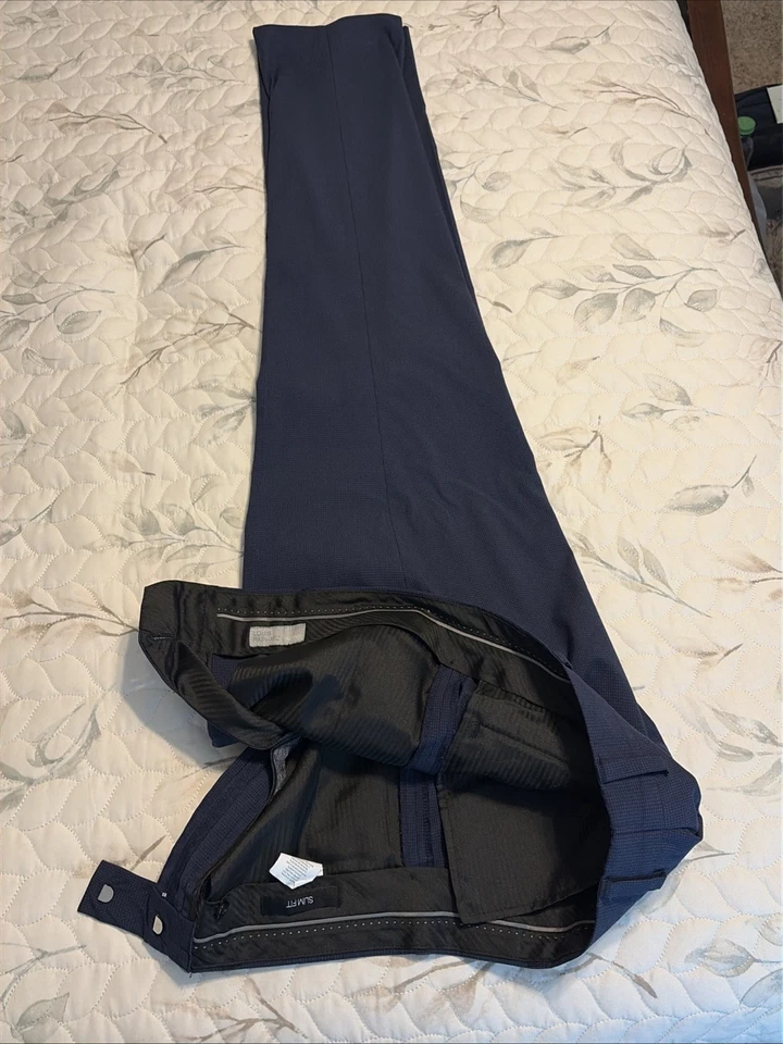 Men’s Navy Louis Raphael Slim Fit Dress Pants  32 X 32 ￼ - Image 3 of 4
