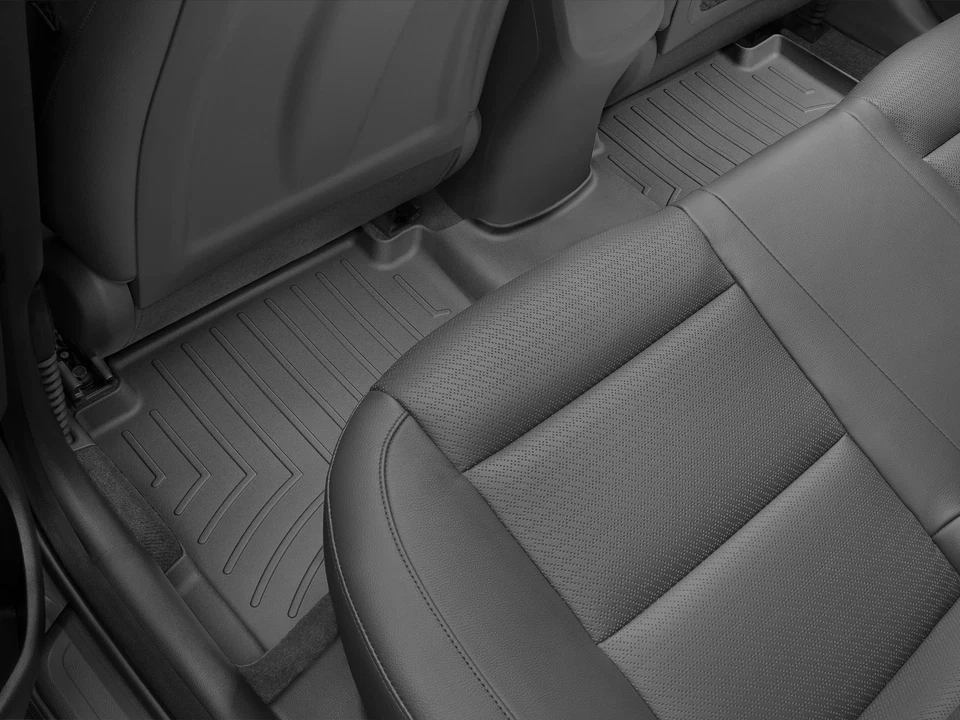 Forro de piso WeatherTech para Hyundai Elantra 2017-2020 - segunda fila, negro Foto 2 de 4