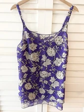 Cabi #5544 Vivid Violet Climbing Rose Adjustable Strap Tank Blouse Size Medium