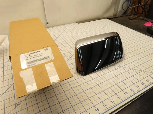 GM 22889515 Side View Mirror Cover Trim Cap Chrome Left LH
