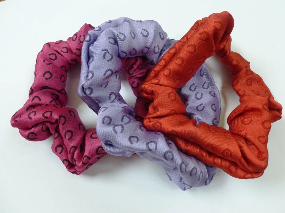 Hufeisen Scrunchies Einheitsgröße 100% Polyester UK hergestellt - Bild 1 von 1