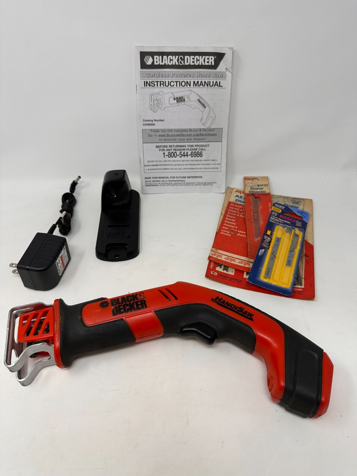 Black & Decker CHS6000 HandiSaw Cordless Powered Hand Saw Charger
