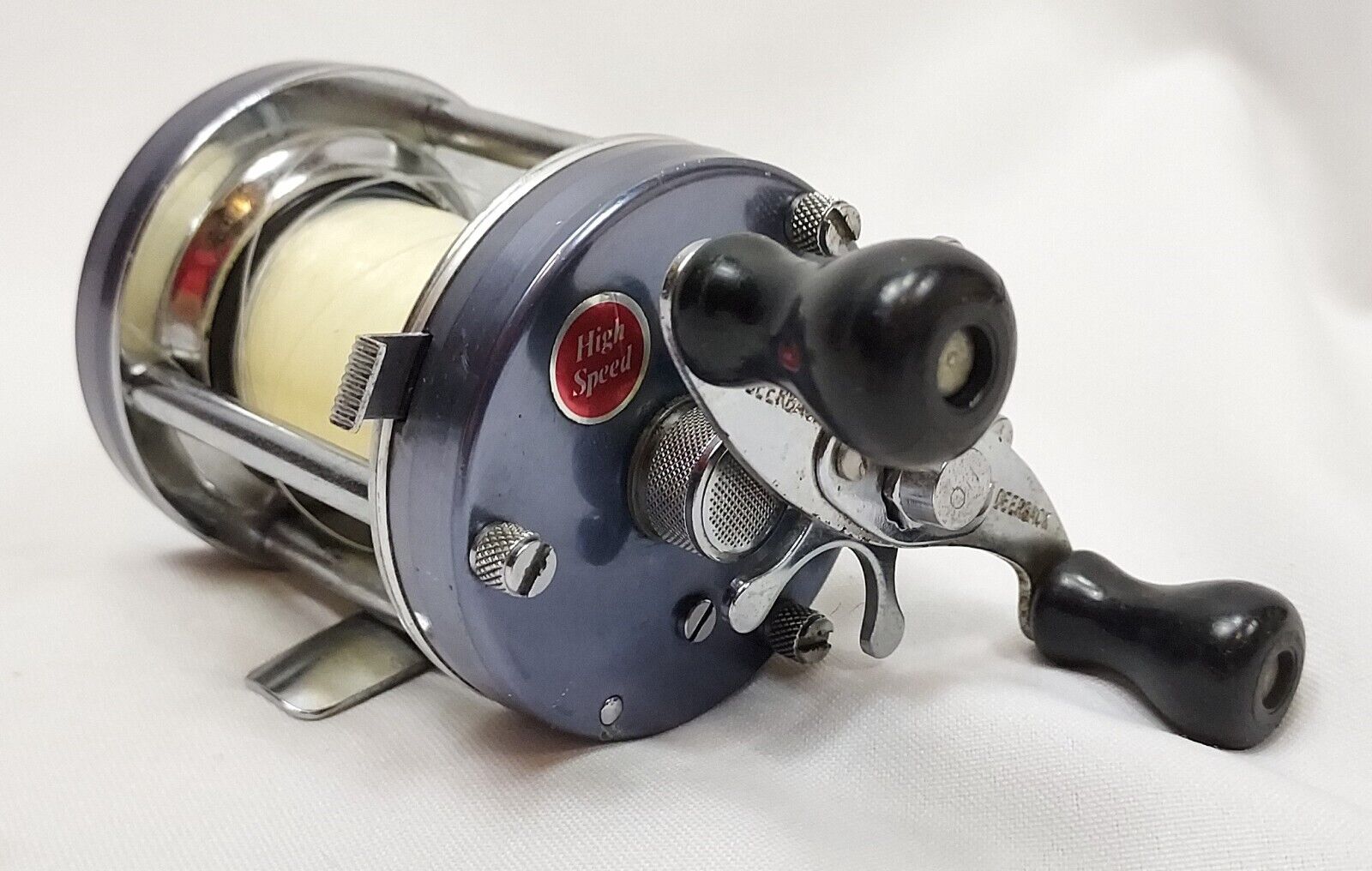 Abu Garcia USA-1 Bait-Casting Reel Vintage Ambassadeur Graphite