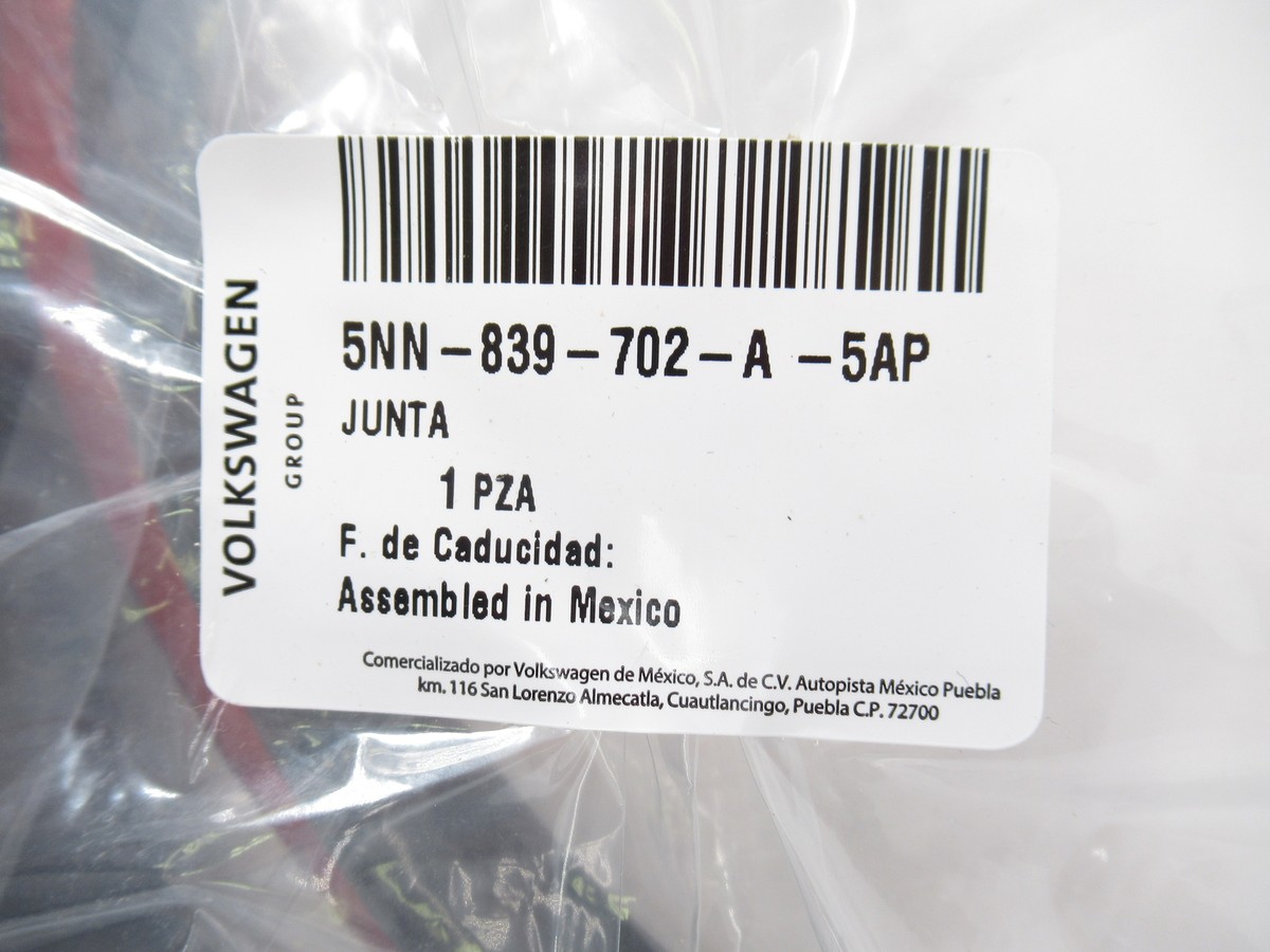 Genuine OEM VW 5NN-839-702-A-5AP Passenger R Rear Door