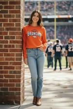 NFL Team Apparel Orange Woman's Denver Broncos Long Sleeve T-shirt SZ M  125