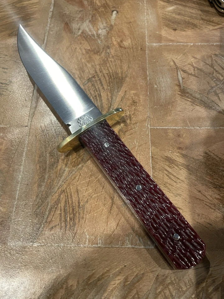 ОХОТНИЧИЙ НОЖ SCHATT & MORGAN США С РИФЛЕНОЙ КРАСНОЙ КОСТЬЮ ПРЕМИУМ-КЛАССА С ФИКСИРОВАННЫМ ЛЕЗВИЕМ - Изображение 2 из 4