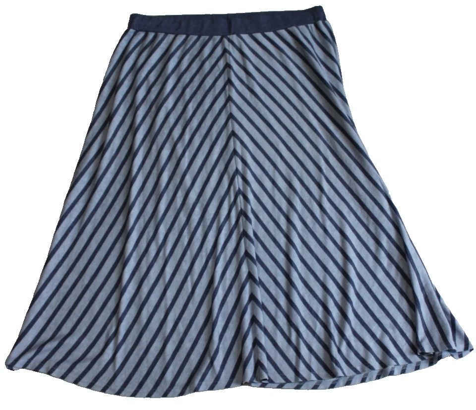Lane Bryant Black Pencil Mini Skirt 28W Plus... - Depop