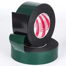 Doppelseitiges Schaumstoffklebeband schwarz mit gr&uuml;ner Folienpolsterung f&uuml;r M&ouml;belverpackungen