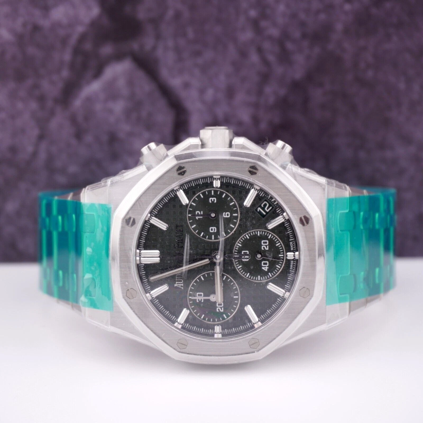 Audemars Piguet — Audemars Piguet Royal Oak 41mm Chrono Steel Watch GREEN Dial Ref 26240ST