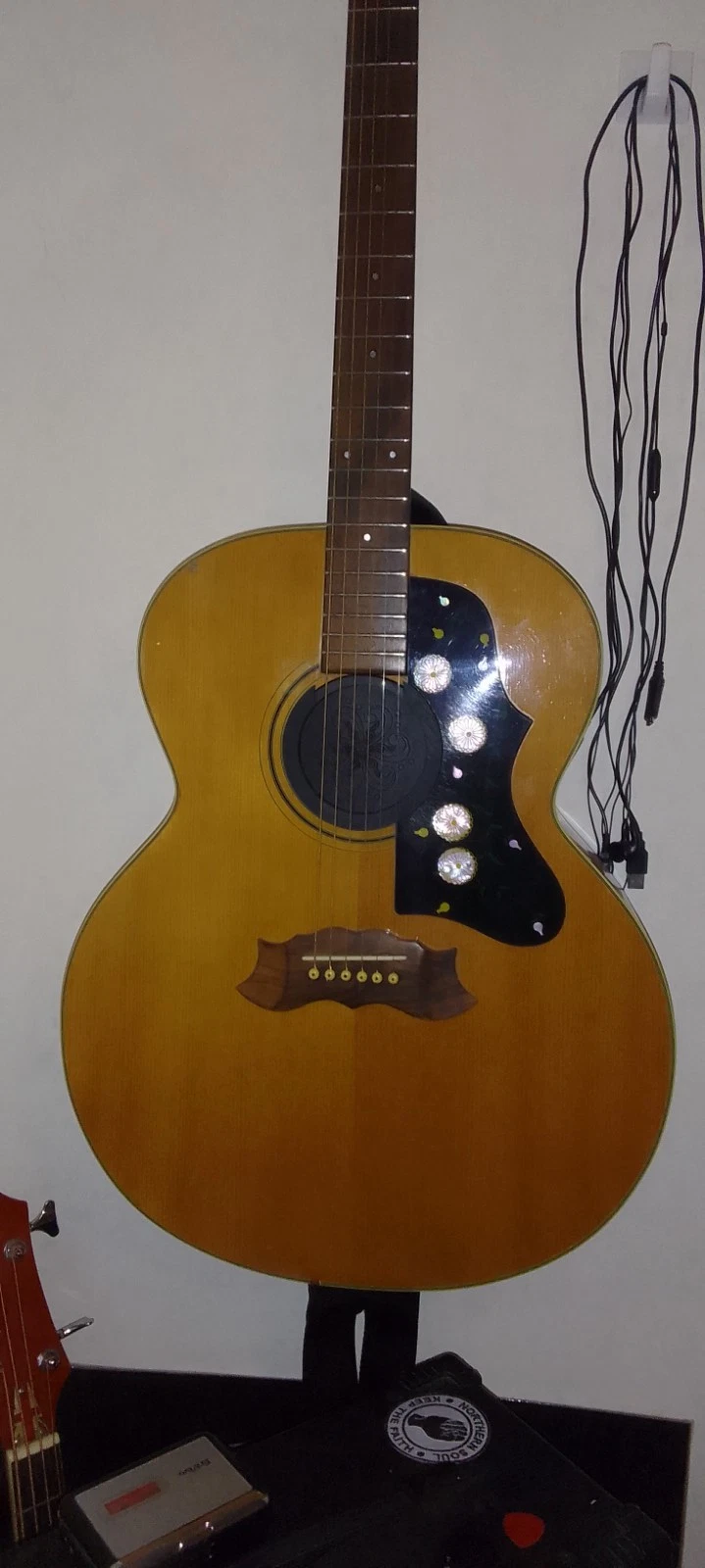 Picture 1 of 5