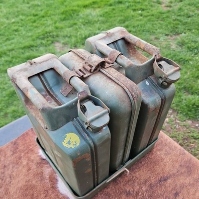 VINTAGE German Military Kraftstoff 5 Liter Jerry Can Set (2) +