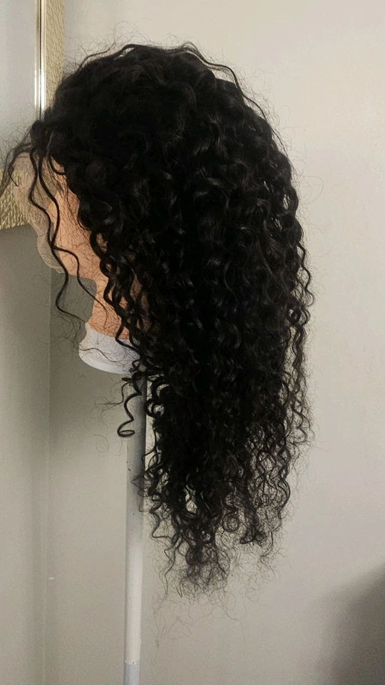 High-Quality Top 18 To 20 " Black Wavy 150% Virgin Human Hair  Lace Wig  - Image 3 of 4