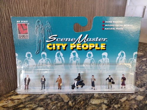 Trenes realistas, modelos pintados a escala HO City People, No. Stock antiguo nuevo 1682  | Zustand: New