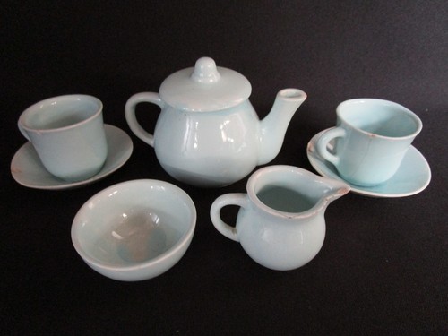 Lovely Vintage China Childs Tea Set - Picture 3 of 9