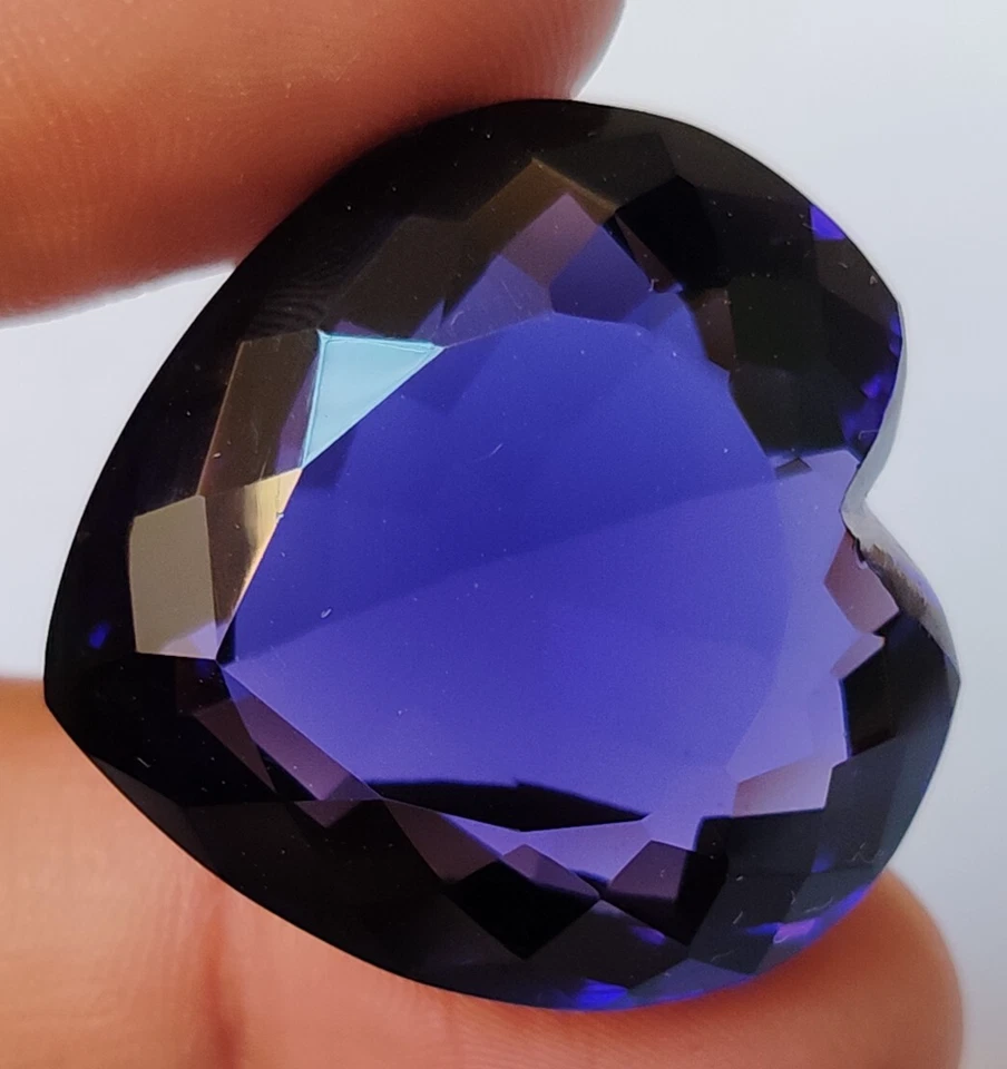 AAA+ 104 Ct. Large Purple Amethyst Heart Shape Loose Gemstone for Ring & Pendant - Image 2 of 4