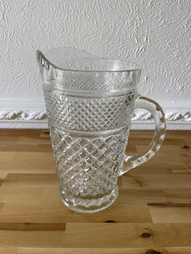 Vintage Anchor Hocking Wexford Large 64 Oz Glass Pitcher Diamond Pattern