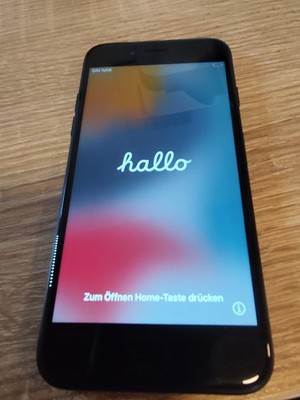 Apple iPhone 7 - 128GB - Schwarz (Ohne Simlock)