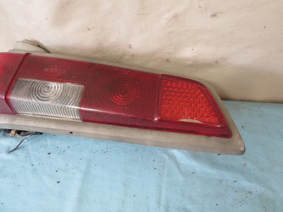 ✅ 65-68 Mercedes w110 ESQUINA EXTERIOR QTR MTD Luz Trasera Lámpara Izquierda Lado del Conductor OEM Foto 4 de 4