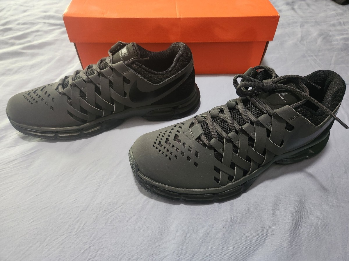 Size 7.5 - Nike Lunar Fingertrap TR Black for sale online | eBay