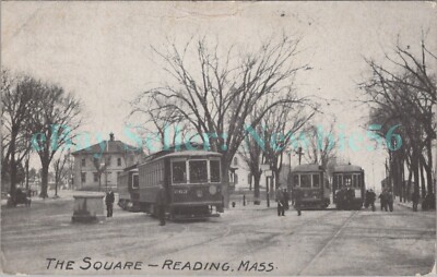 Reading Mass MA - TROLLEY STOP IN THE SQUARE - Postcard