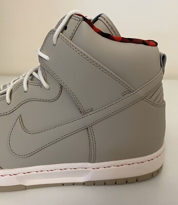 Nike Dunk Ultra High Top Mens Sz 12 Waterproof Grey Sail Red