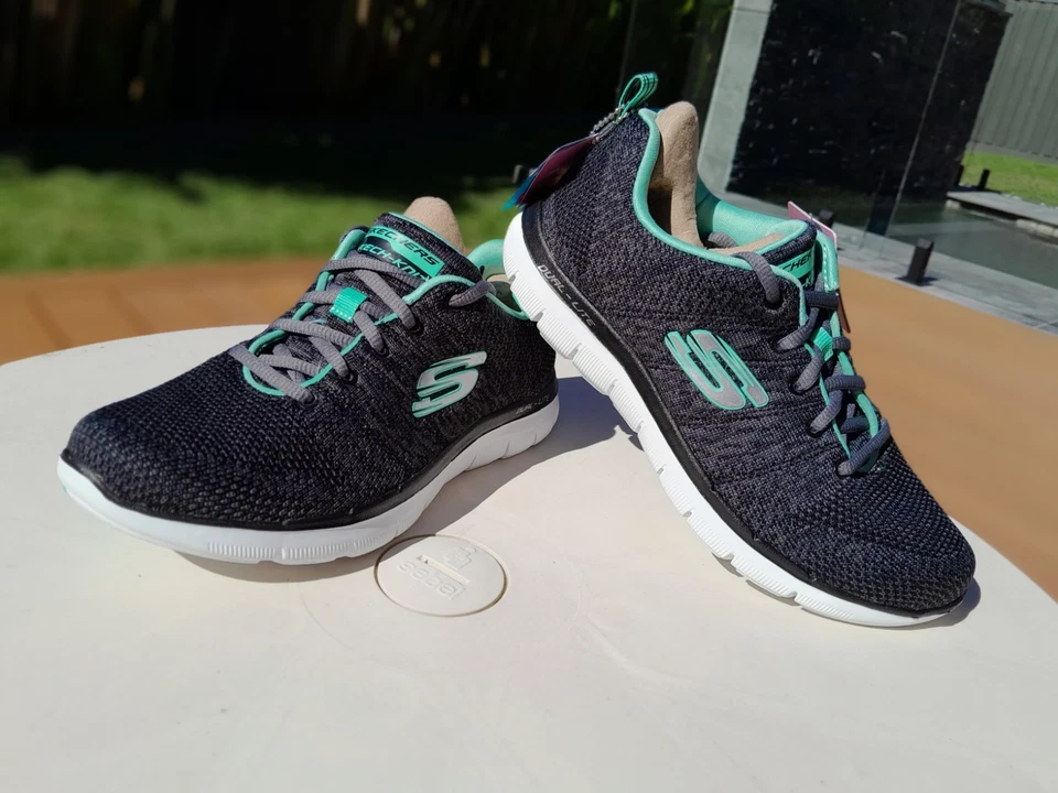 Skechers Sneakers Black High Energy US 6- New!-Thicker memory foam -UK3 Eur 36 - Image 2 of 4