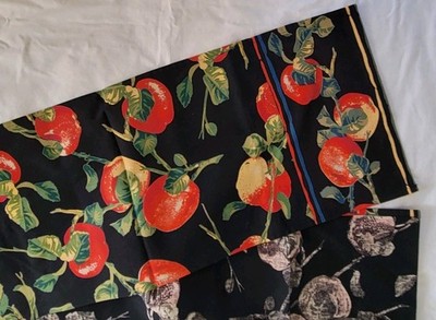 April Cornell Table Runner 73''x14'' All Cotton Red Apples on Black NWOT New